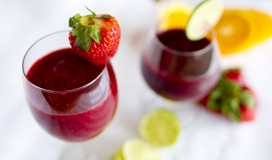 Beat the summer heat with liver-healthy smoothies! (Photo credit: Ida Myrvold)